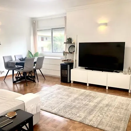 Apartment La Raya *